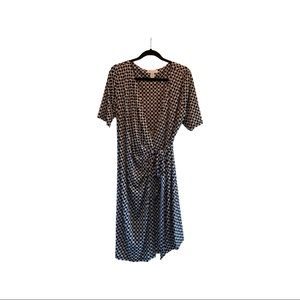 Adorable maternity wrap dress. motherhood maternity, size XL